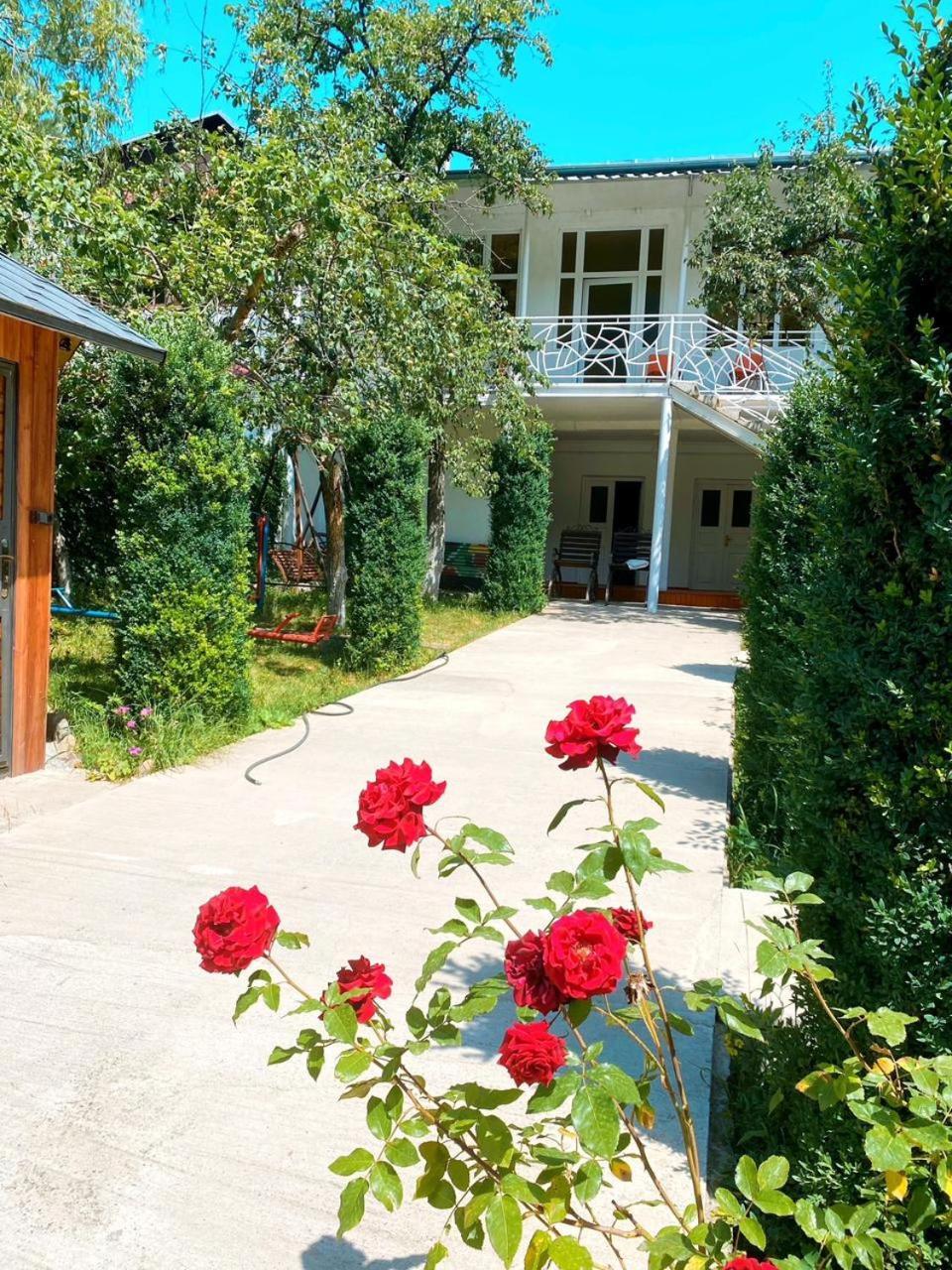 Hotel Green Garden Dilijan Exterior foto